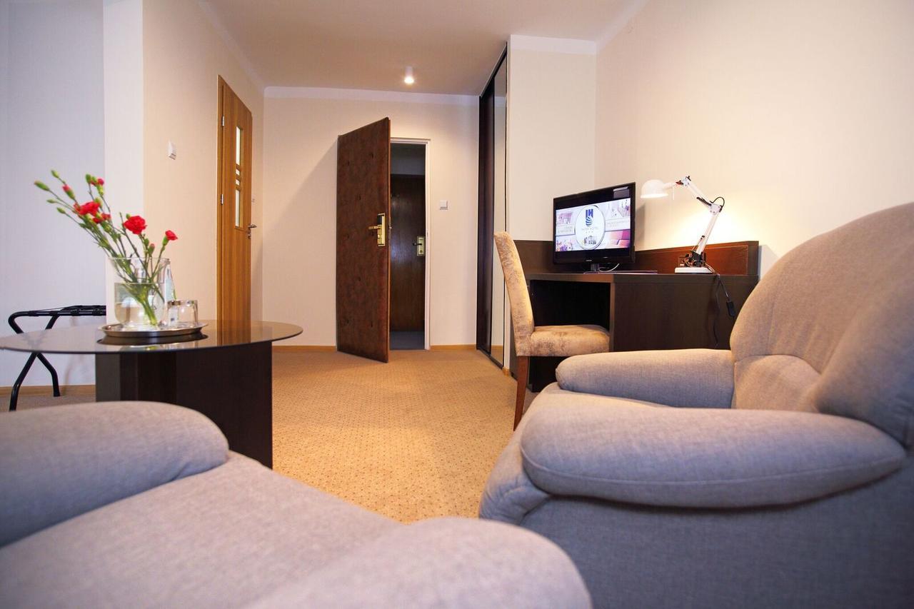 Inter Hotel Ostroleka  Εξωτερικό φωτογραφία